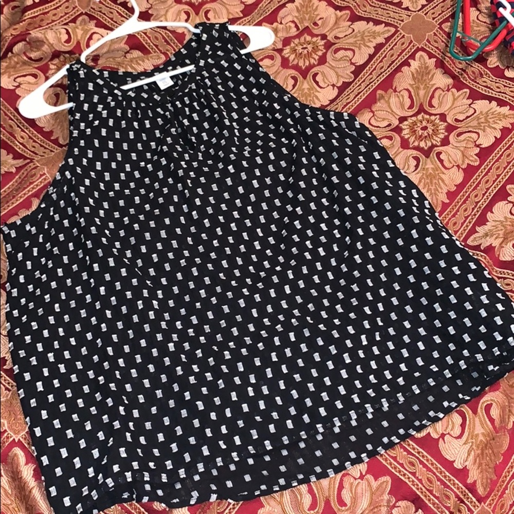 ⭐️5/$30⭐️LAST PRICE DROP Old Navy dressy tank